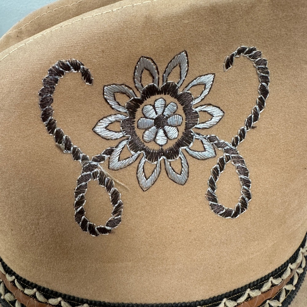 Vintage Tan Embroidered Cowboy Hat XL Western Floral Suede Feel Union Made - Picture 5 of 14
